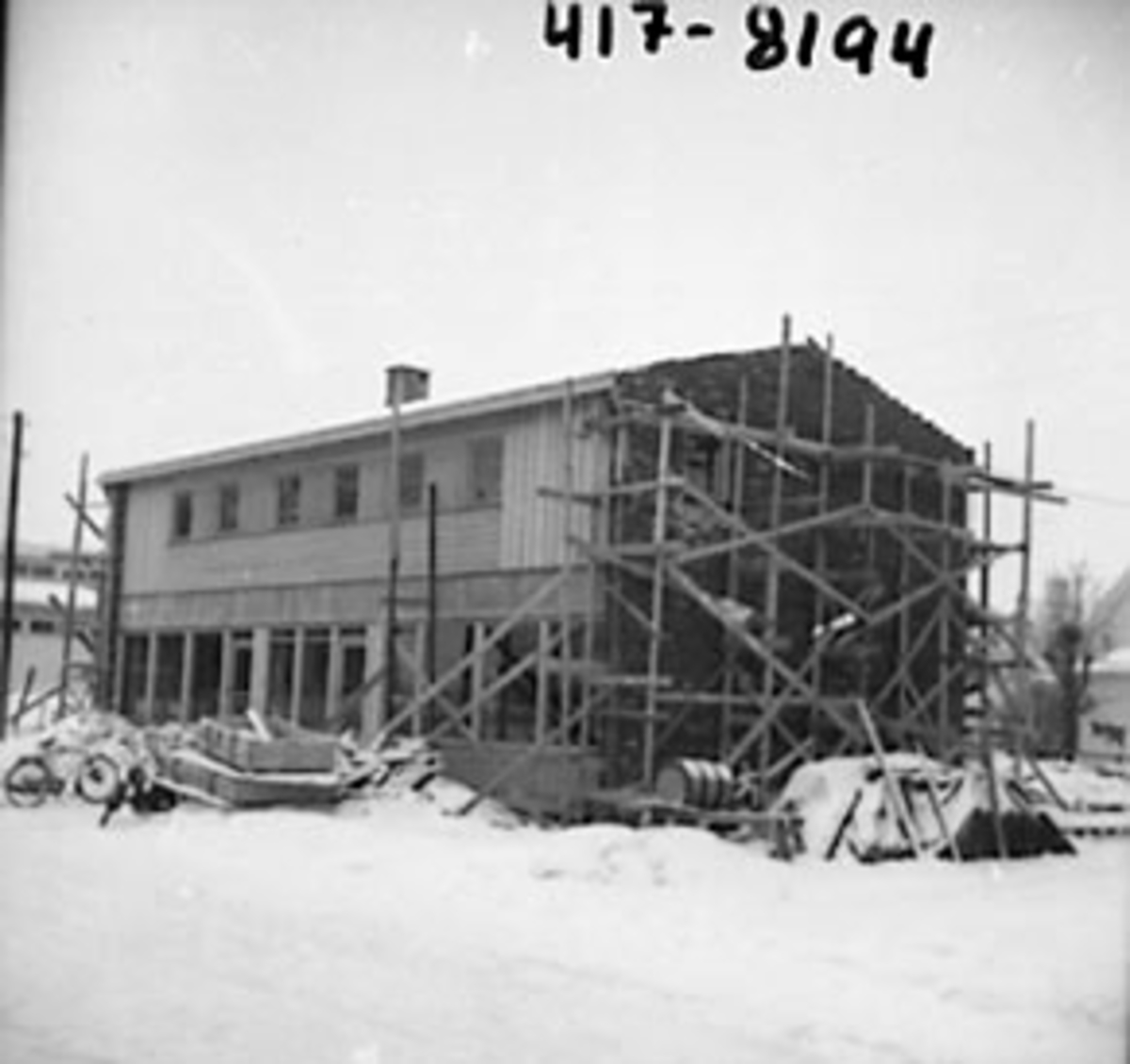 Anno Domkirkeodden, BYGGING AV THUNE, SKOLEGATA 12, VINTER