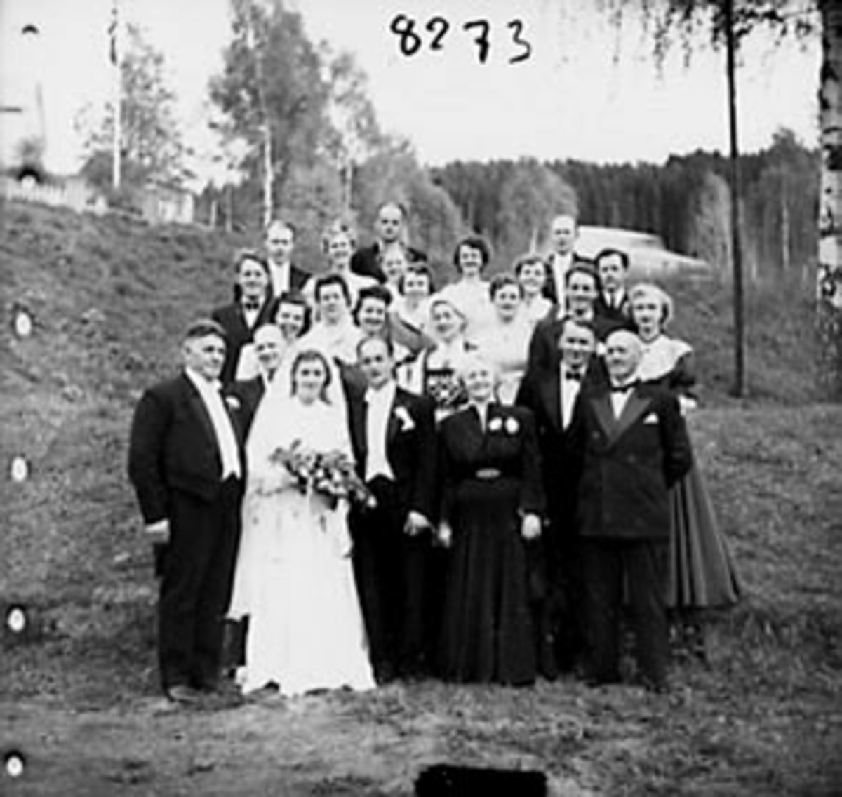 Anno Domkirkeodden, STOR GRUPPE, BRYLLUP, HALVARD BRYN MED BRUD DATTER AV KRISTIAN FJELD, STATSRÅD OG ORDFØRER