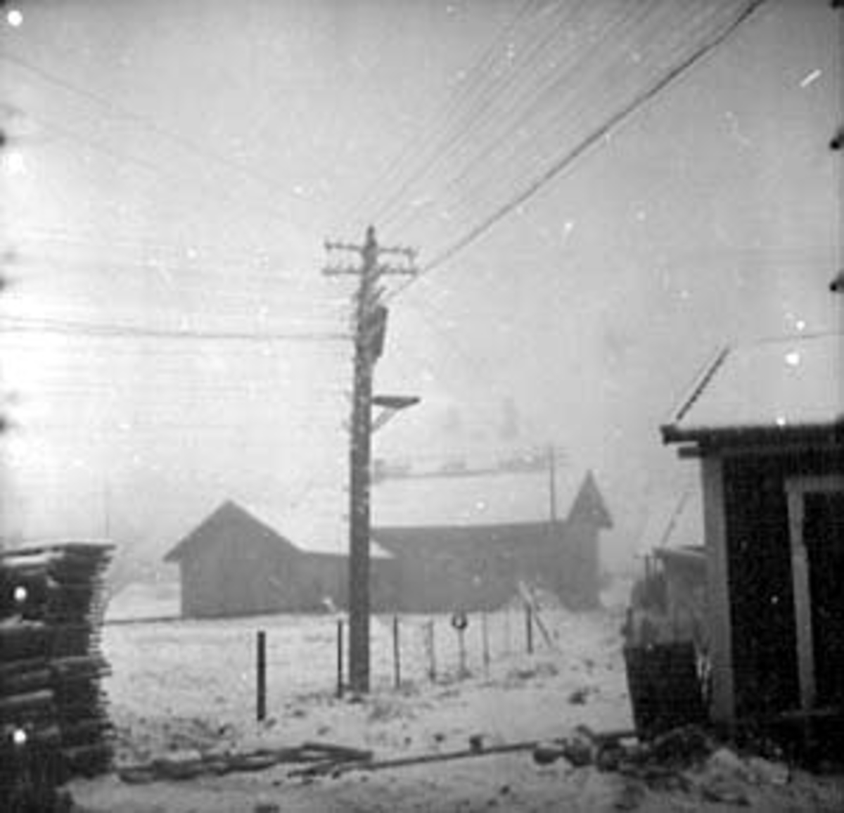 Anno Domkirkeodden, TELEGRAFSTOLPE I STANGEBYEN, VINTER