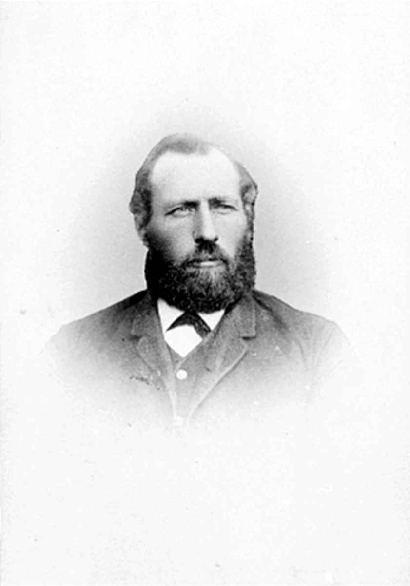 Anno Domkirkeodden, BONDE GUDBRAND HVAL 1858 - 1908, HVAL GARD