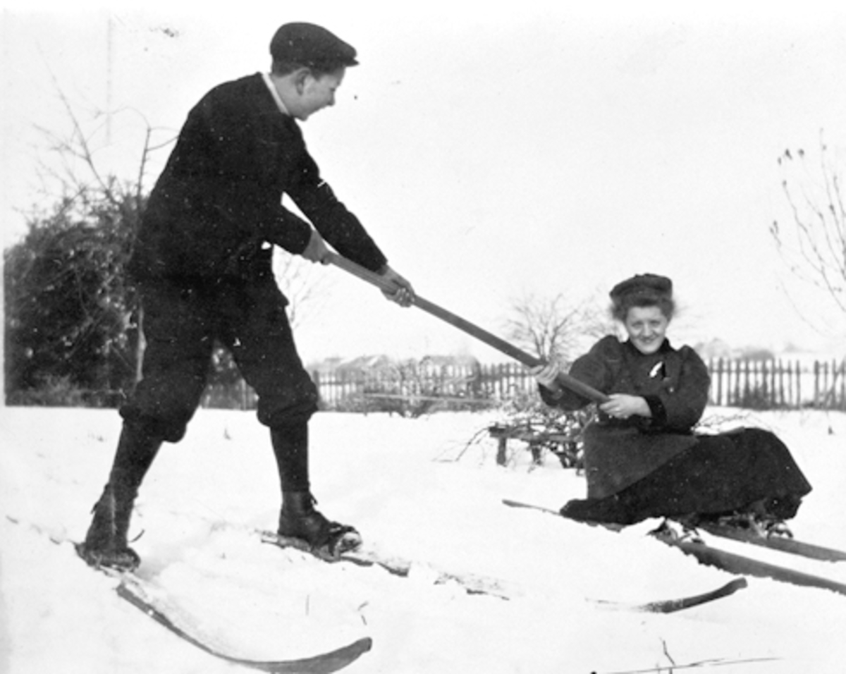 Anno Domkirkeodden, MUSLI GARD, OTTESTAD, KRISTOFFER OG ELSE MUSLI PÅ SKI, FRILUFTSLIV