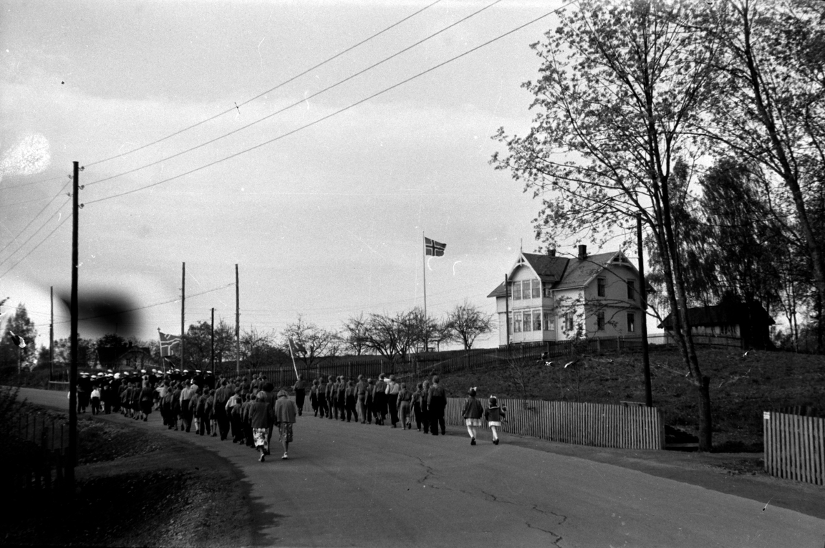 Adolf Skjegstad, STANGE, 17 MAI, SPEIDERTOGET.