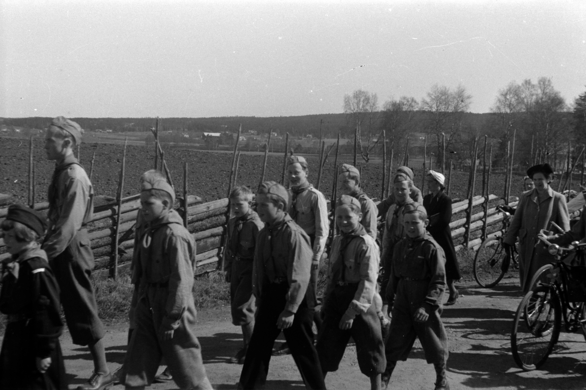 Adolf Skjegstad, 17. MAI, SPEIDERTOG, UKJENT STED.