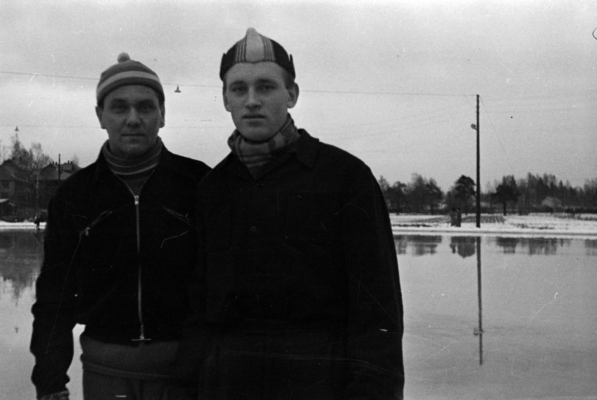 Adolf Skjegstad, HAMAR STADION, F. V. UKJENT, KEES BROEKMAN?