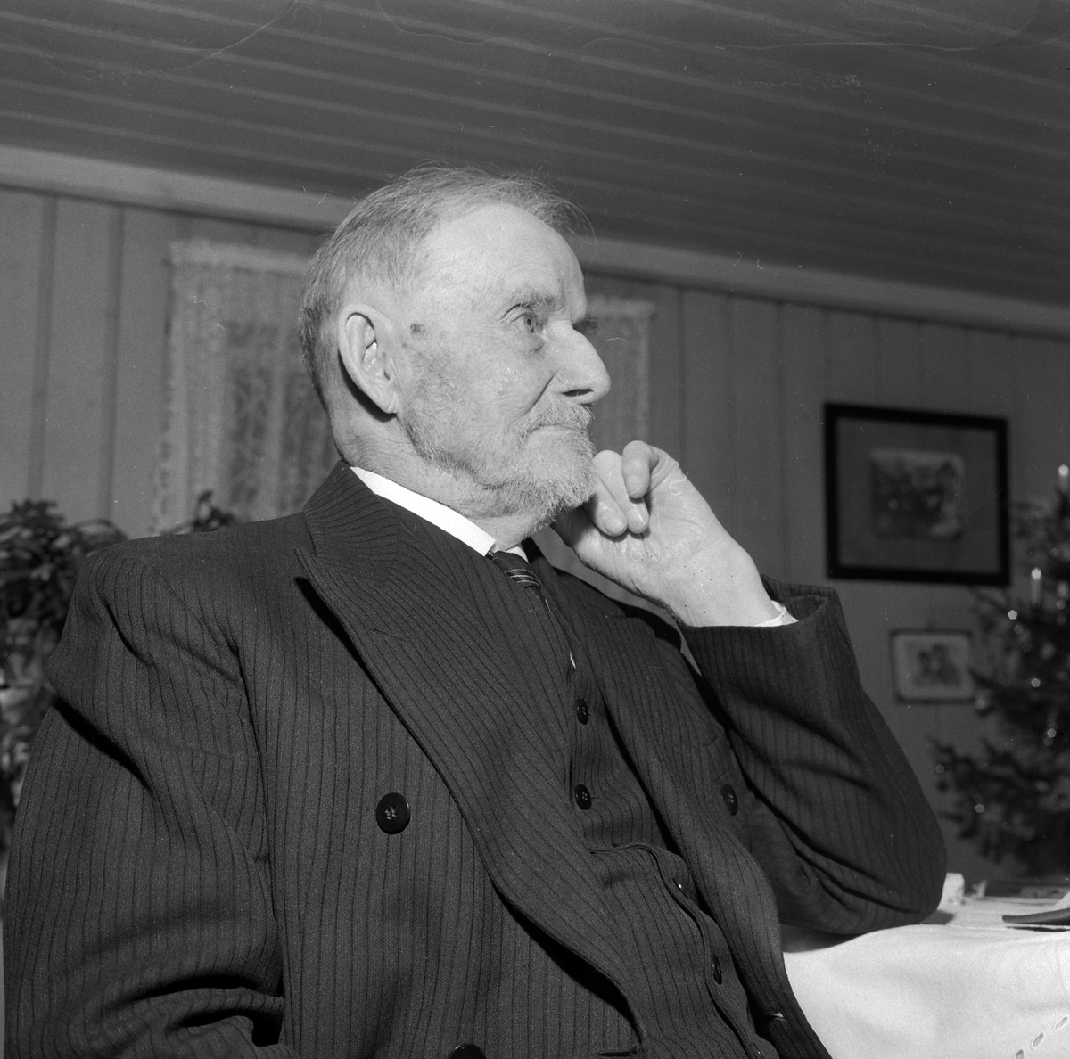 Adolf Skjegstad, ASK-02499