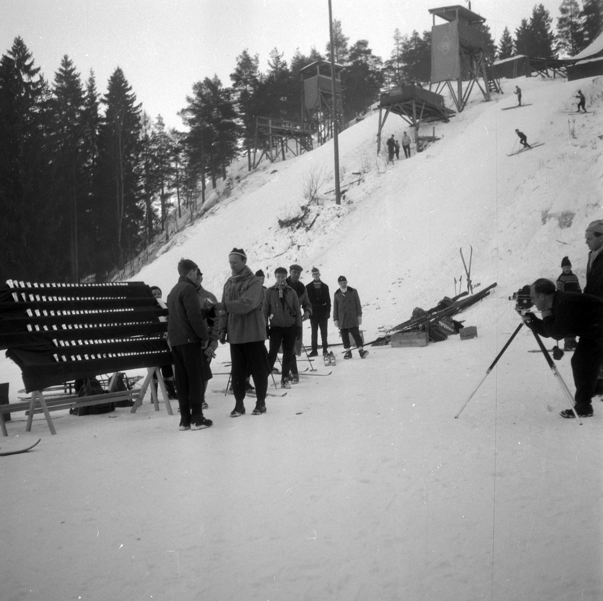 Adolf Skjegstad, HOPPBAKKE, POKALER, UKJENT STED.