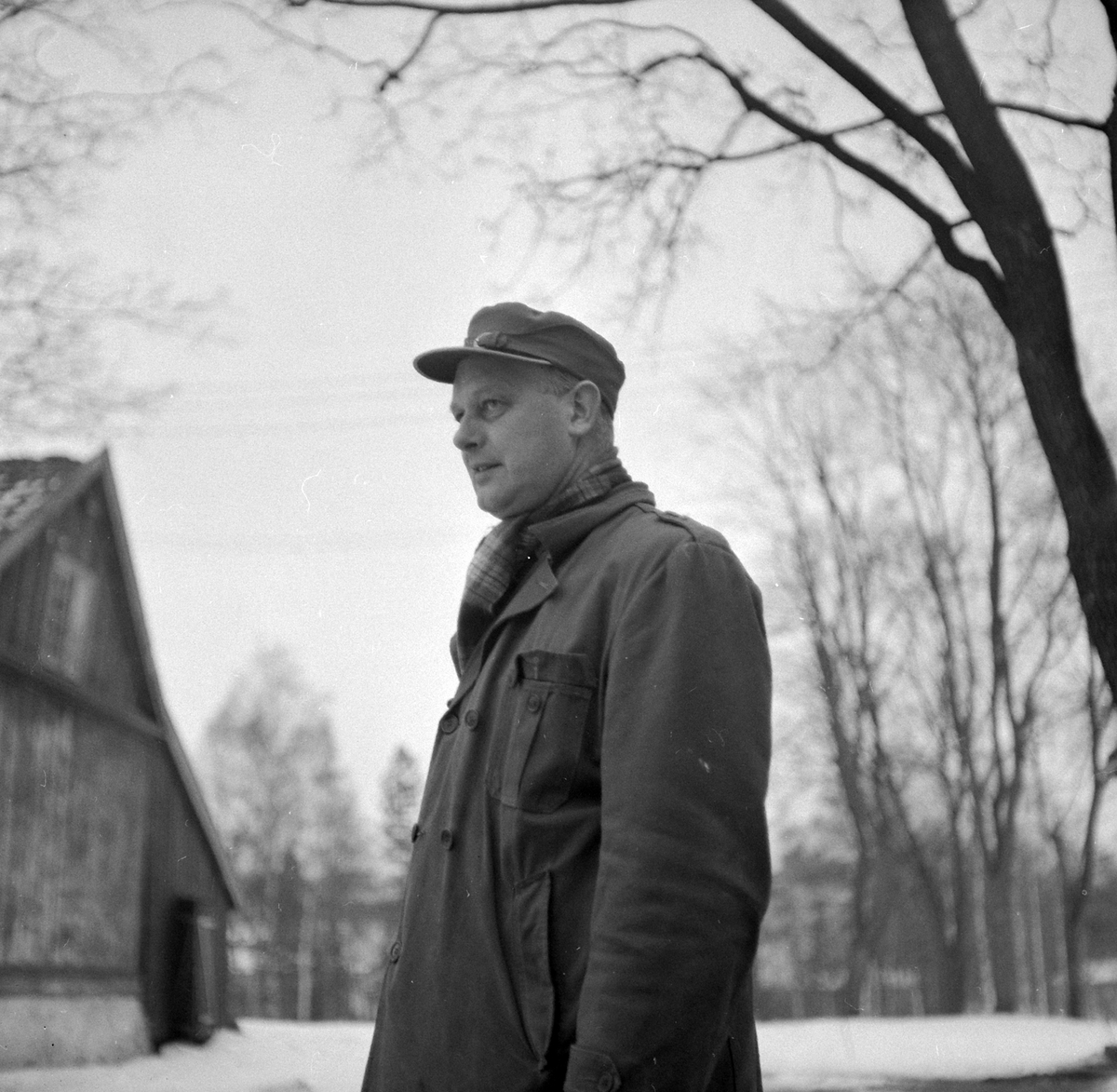Adolf Skjegstad, Mann, ukjent.