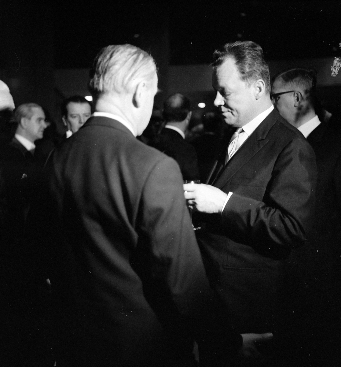 Adolf Skjegstad, Willy Brandt (døpt Herbert Ernst Karl Frahm)