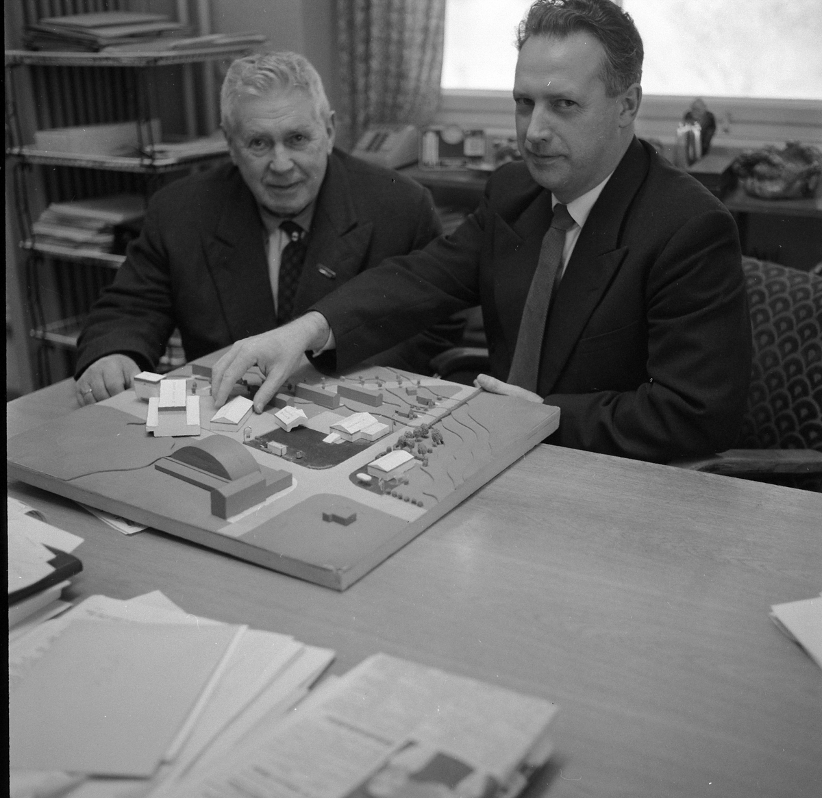 Adolf Skjegstad, ASK-03528