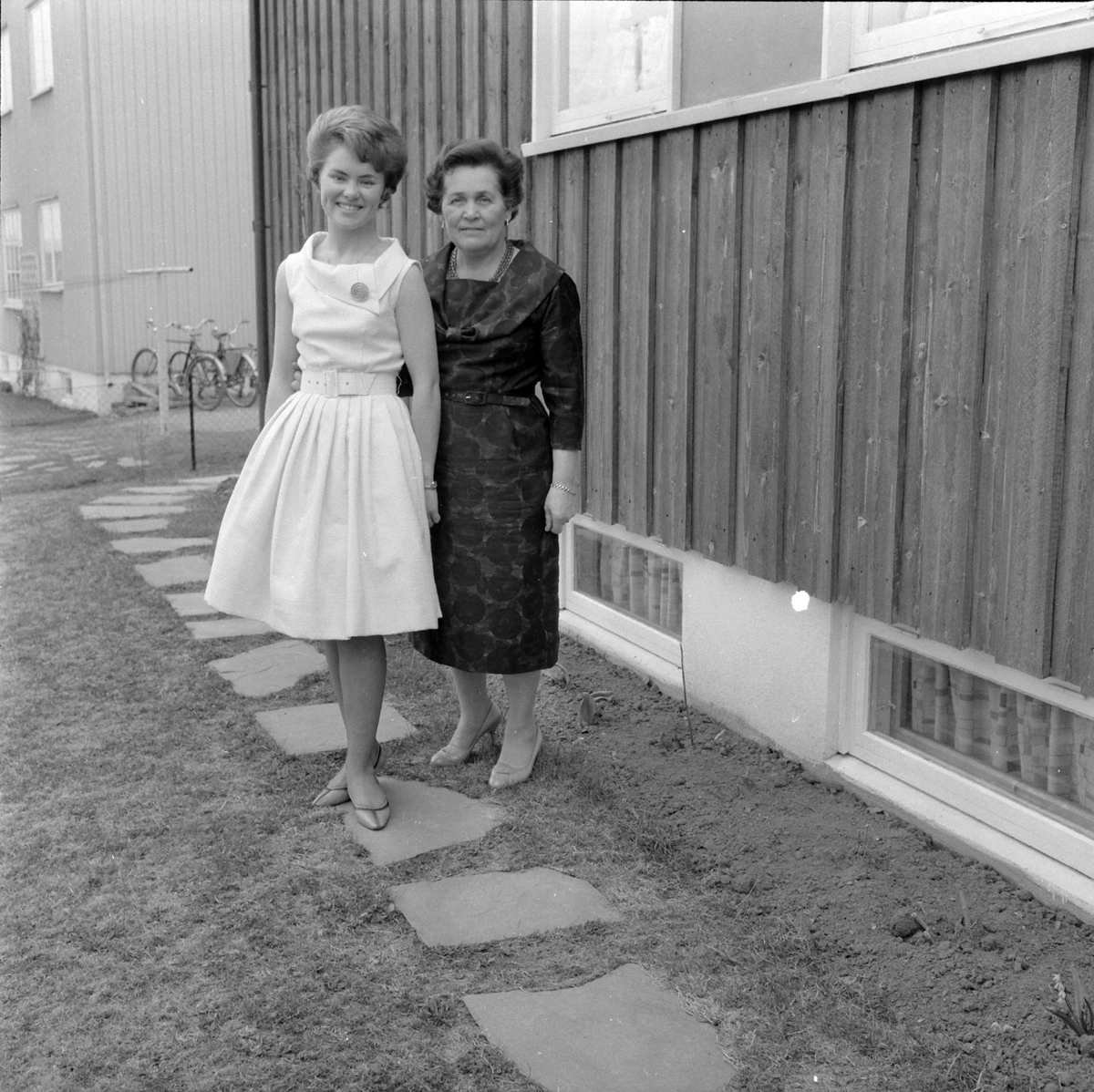 Adolf Skjegstad, Asbjørg og Petra Skjegstad.