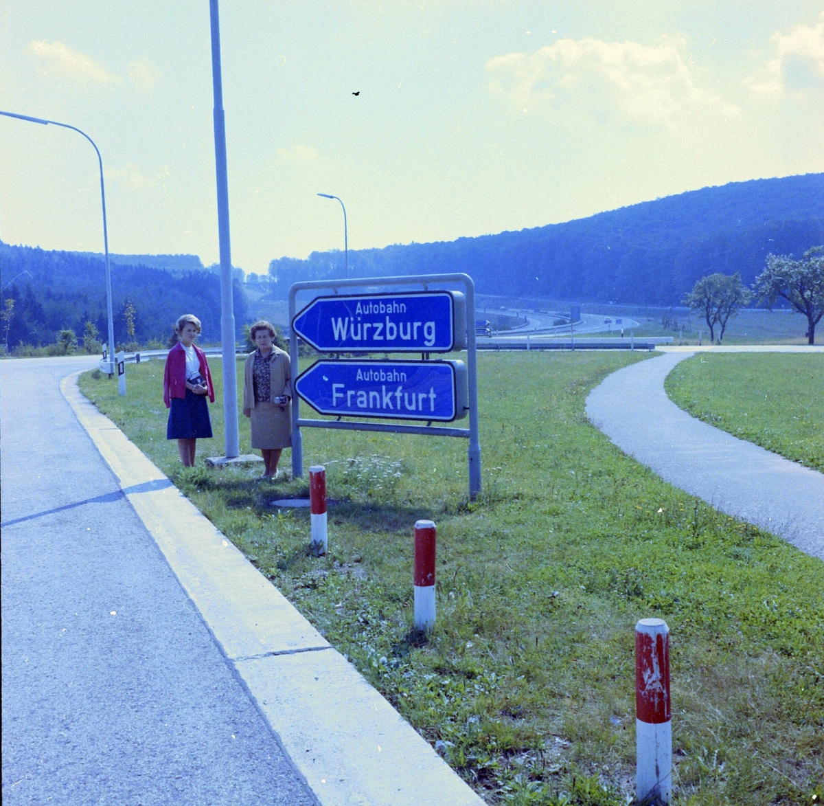 Adolf Skjegstad, Asbjørg og Petra Skjegstad, feietur, biltur, autobahn, Tyskland.
