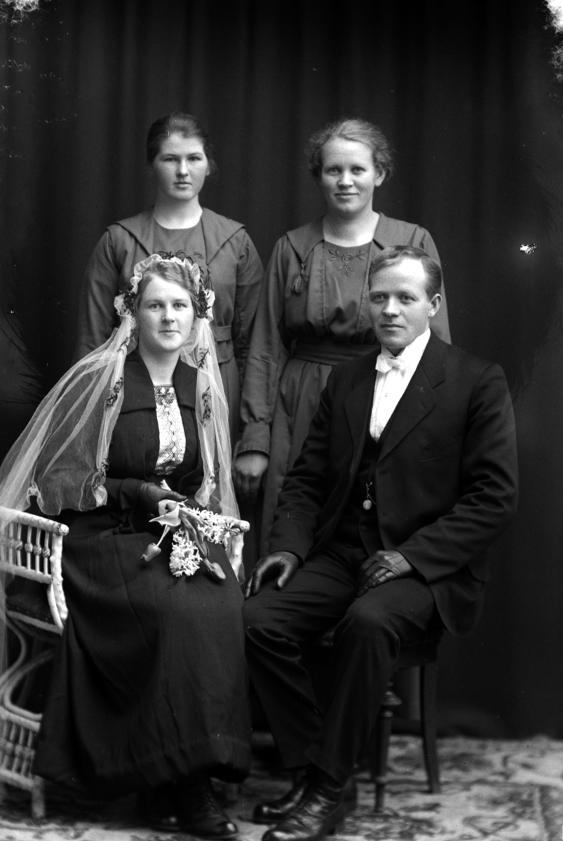 Christian Grundseth, BAKKERUD JOHANNES, GR: 3 DAMER, 23579