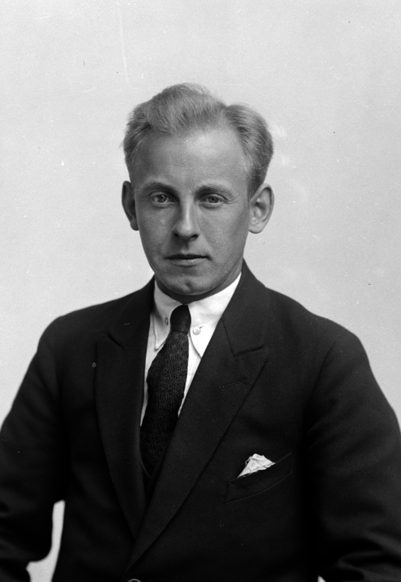 Christian Grundseth, FØRDE J. , HALVIFG. PASS 30352