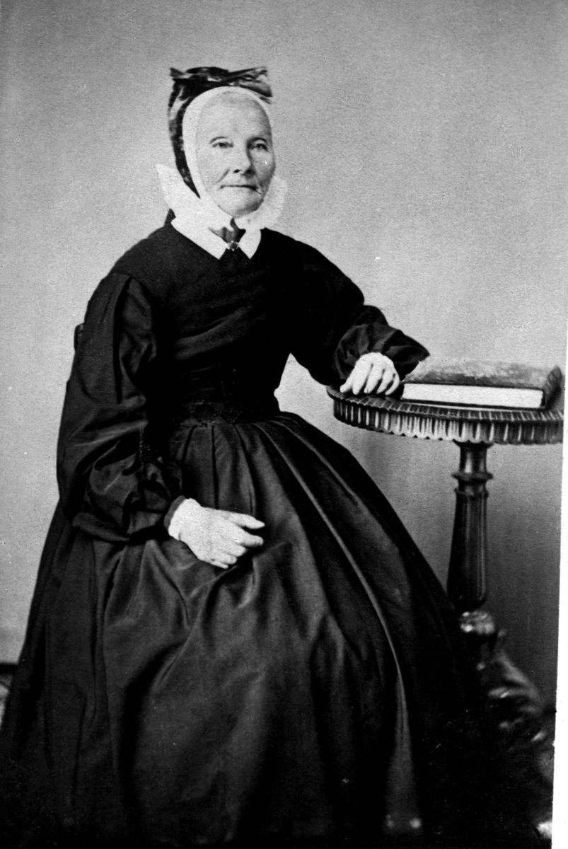 Christian Grundseth, GODAGER ING. , REPRO:ELDRE DAME, HELFIG. , 37432