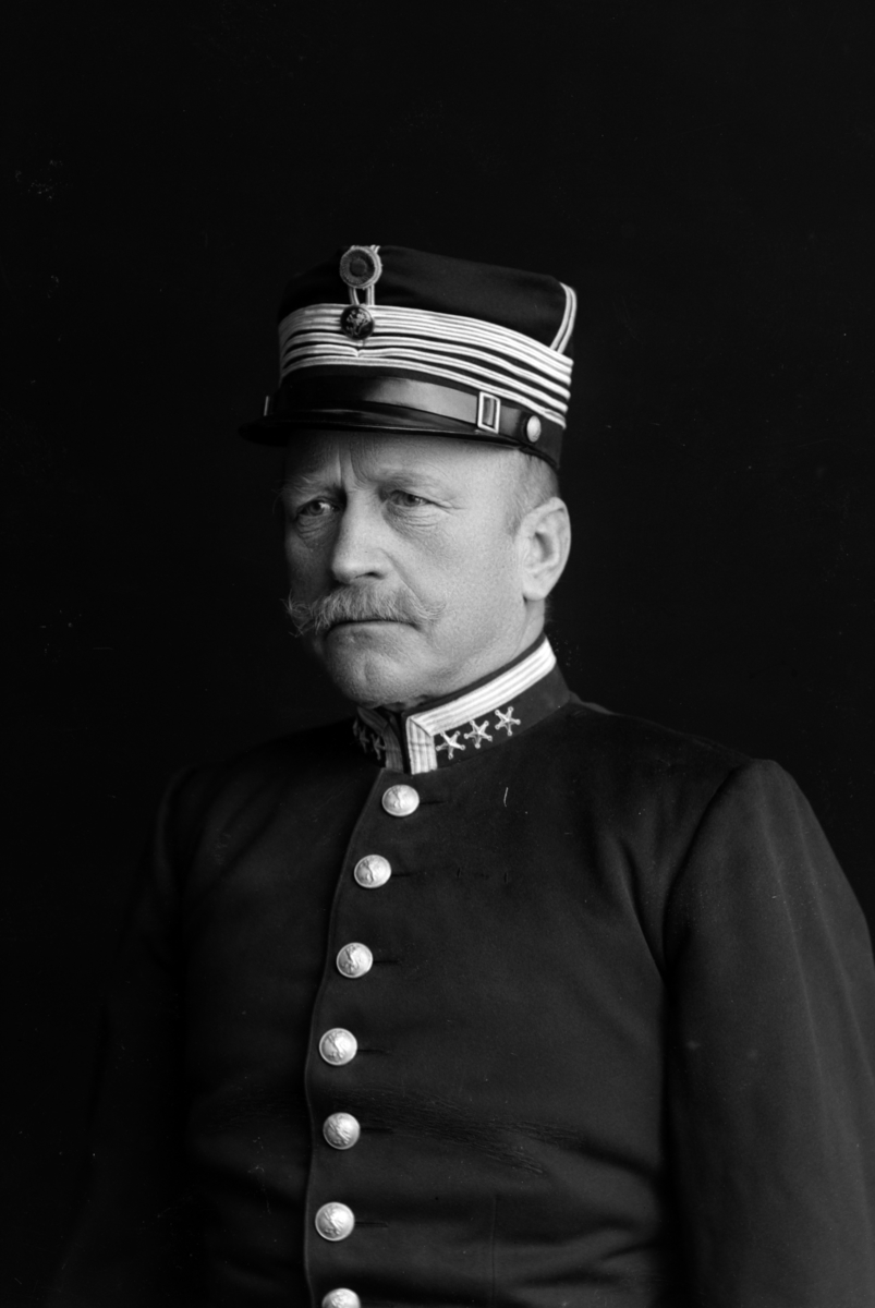 Christian Grundseth, HOLTAN OBERST, HALVFIG. , UNIFORM, 15870