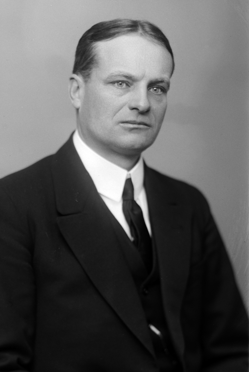 Christian Grundseth, SANDBERG RITTMESTER, HALVIF. , 33524