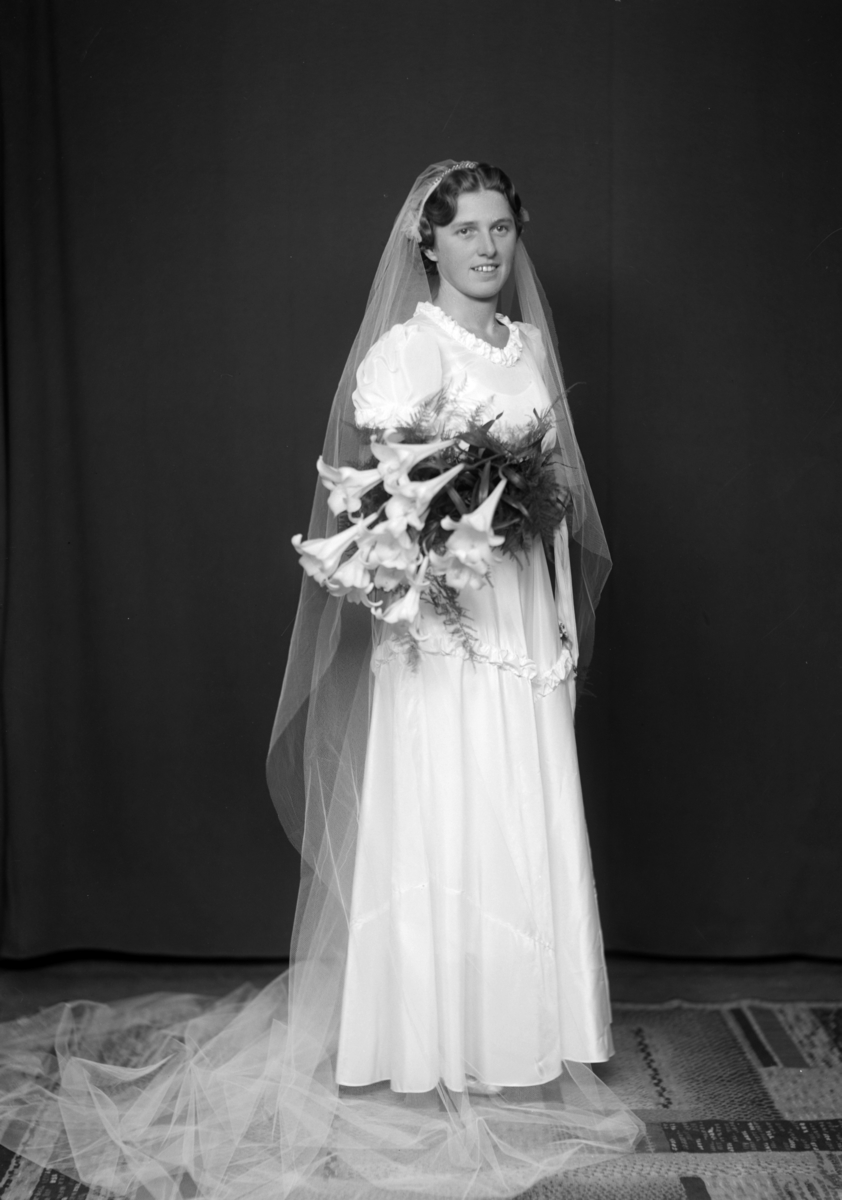 Christian Grundseth, HOVIE FINDEN MARIE, FRU, NES, HELFIG. , BRUD,