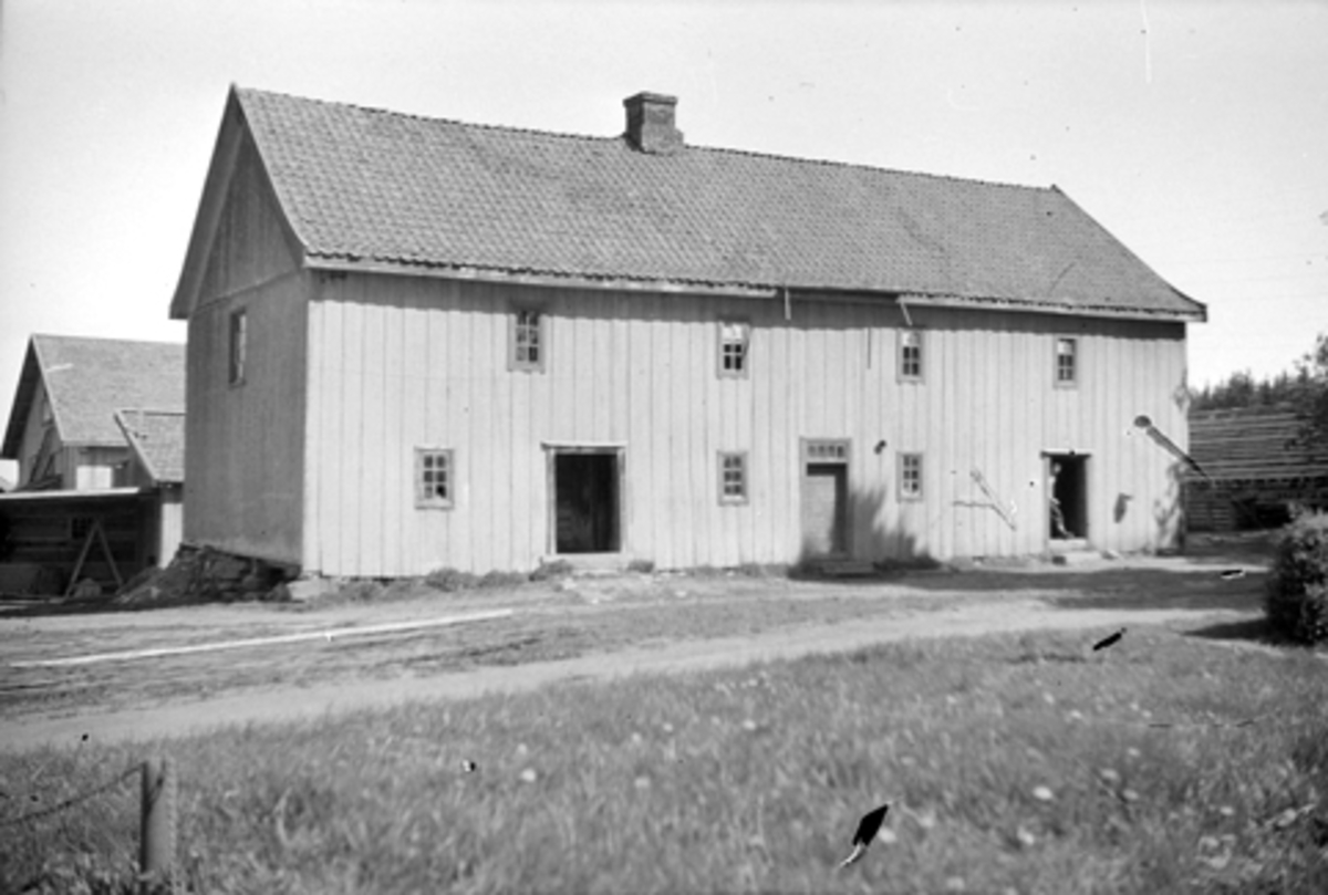 Toralv Bleken-Nilssen, HEGSVOLD. STANGE. DRENGESTUE.