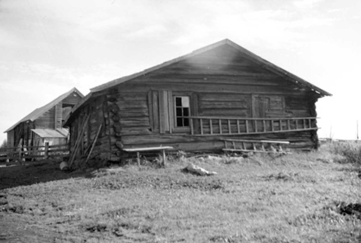 Toralv Bleken-Nilssen, VØLESTAD. NEDRE. LØTEN. TØMMERHUS.