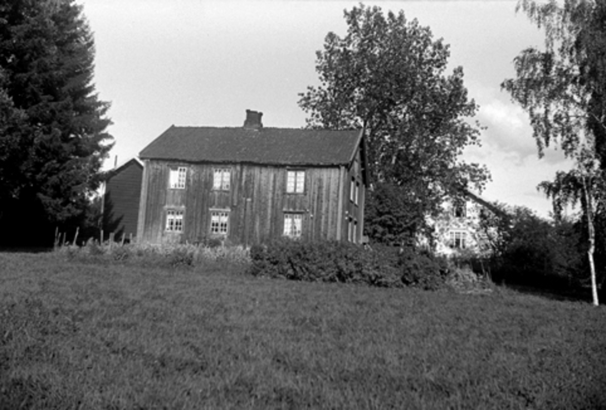 Anno Domkirkeodden, VARTOMTEN VANG H. FLYTTET TIL HEDMARKSMUSEET.