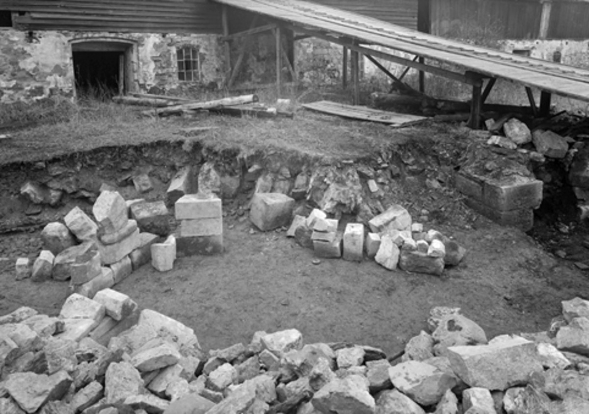 Anno Domkirkeodden, HAMAR BISPEGÅRD, HAMARKAUPANGEN, BORGGÅRDEN, STORHAMARLÅVEN, DOMKIRKEODDEN, ARKEOLOGI, GERHARD FISCHER, FOTO NORMANN 1948, FOTO 34.