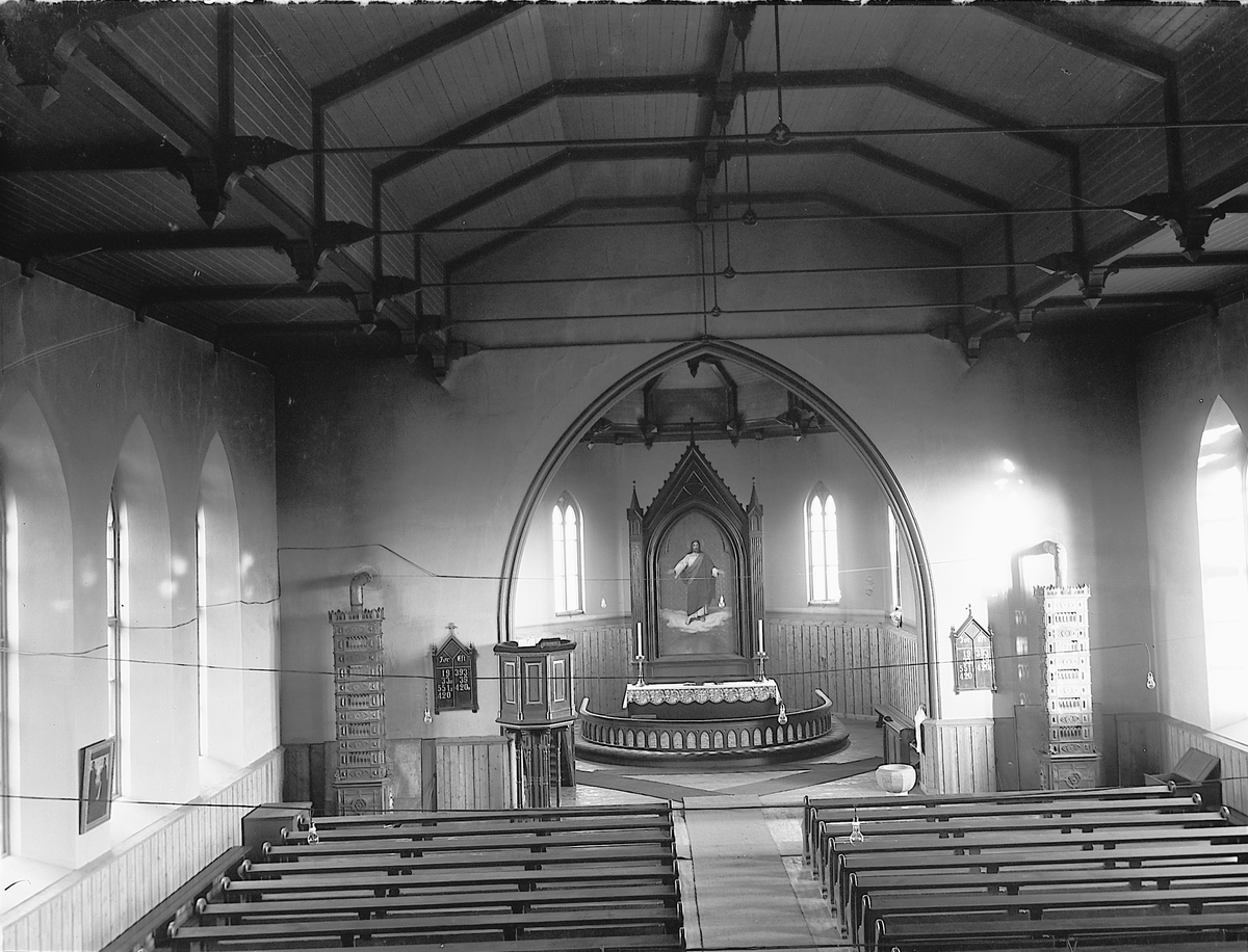 Christian Grundseth, ROMEDAL KIRKE, Stange. INTERIØR. ALTERTAVLE, PREKESTOL.