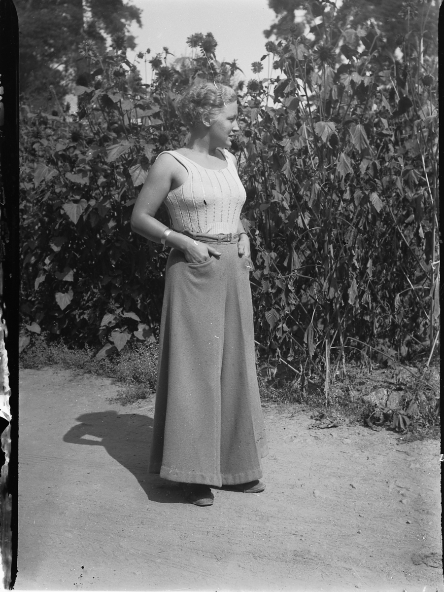 Mikkel Sveinhaug, GUNVOR GRØDTLIEN, 1936.