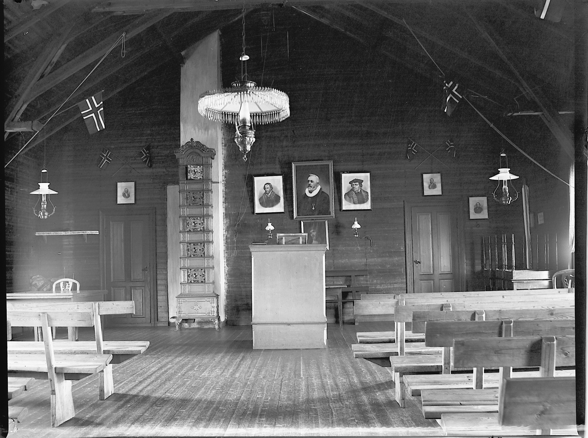 Ole Hansen Løken, BEDEHUSET KARMEL I FURNES, Ringsaker, INTERIØR.