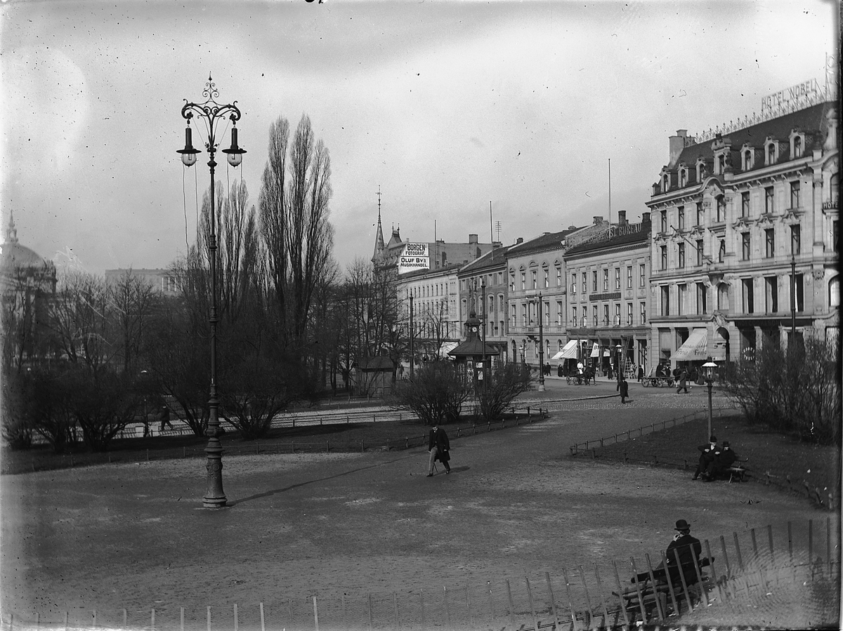 Ole Hansen Løken, OSLO, KARL JOHAN.