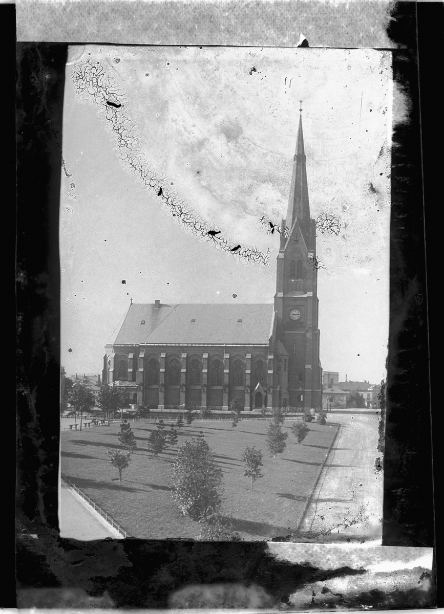 Oscar Løberg, Uranienborg kirke i Oslo.