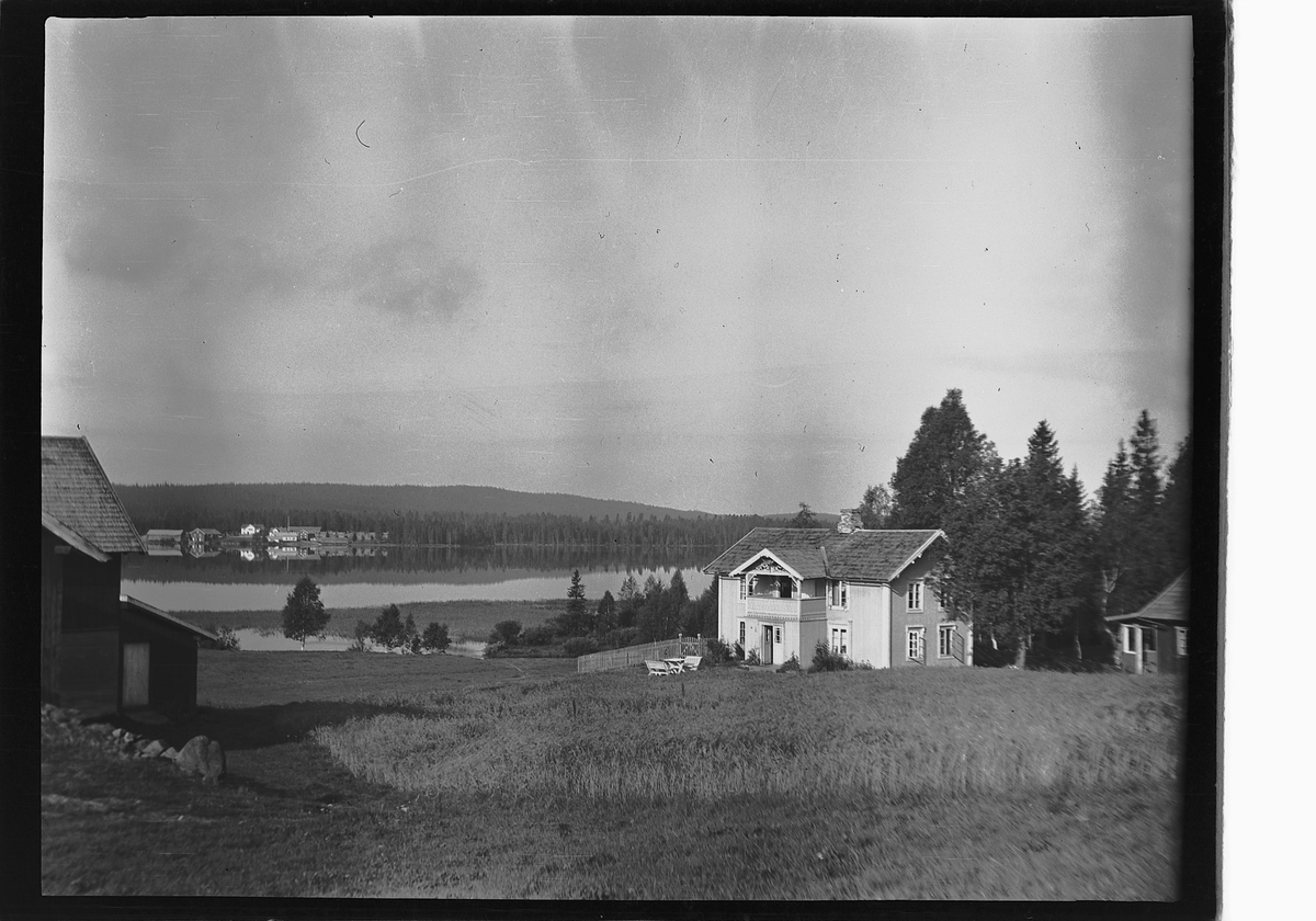 Håkon Prestkværn, Haug gard, Bergundhaugen, Mesnalia, Sør-Mesna, Ringsaker.