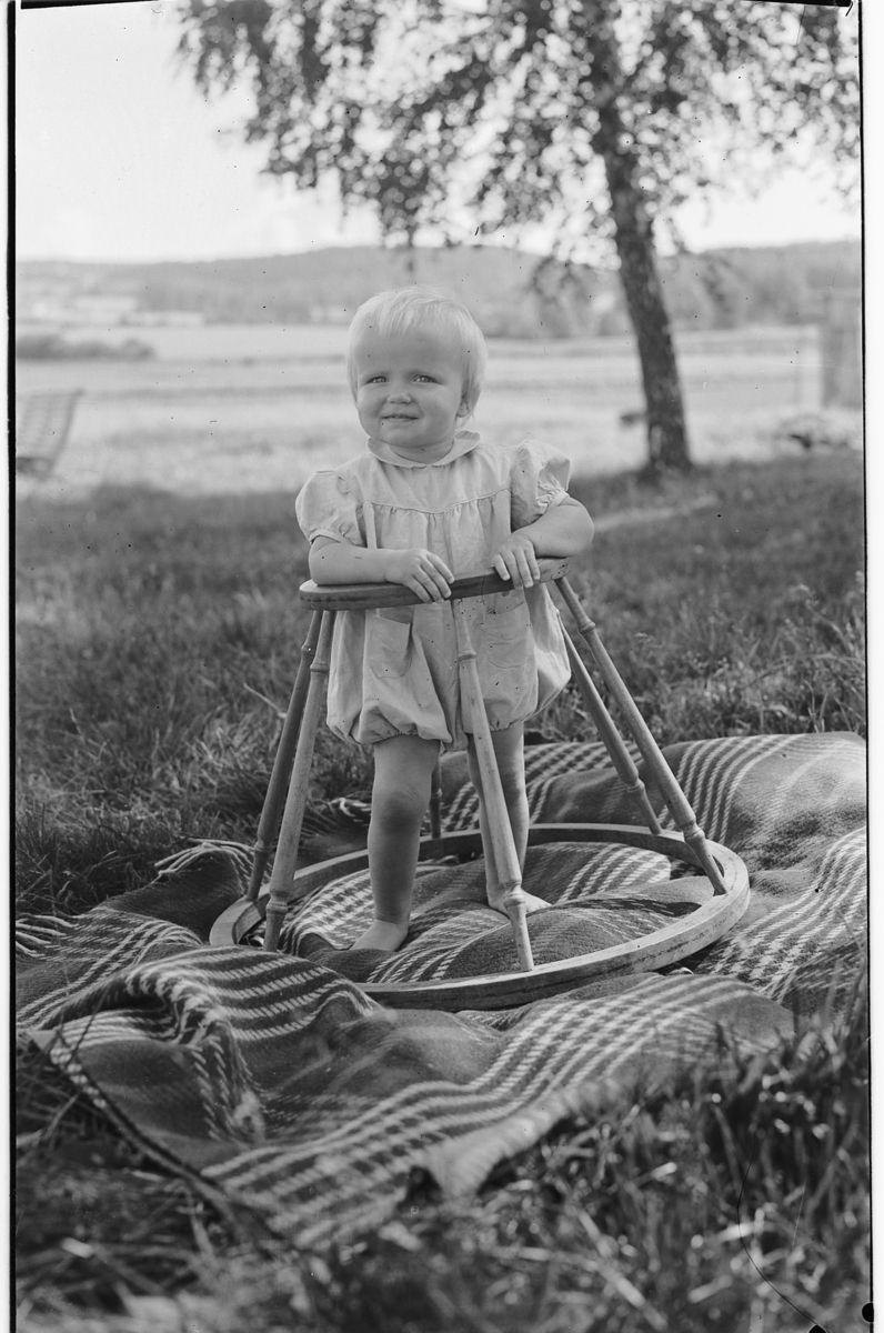Håkon Prestkværn, BARN I STÅRAMME, REPPE?