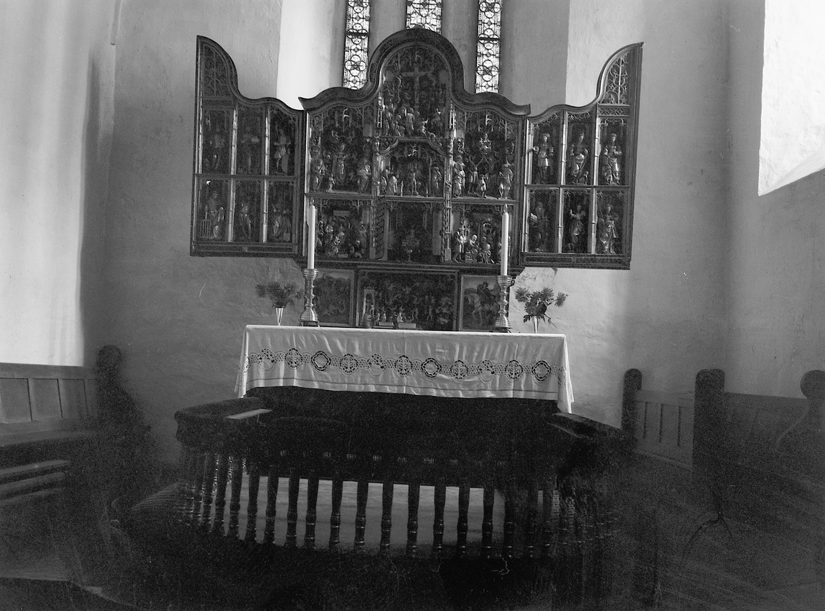 Håkon Prestkværn, RINGSAKER KIRKE, ALTERTAVLE.