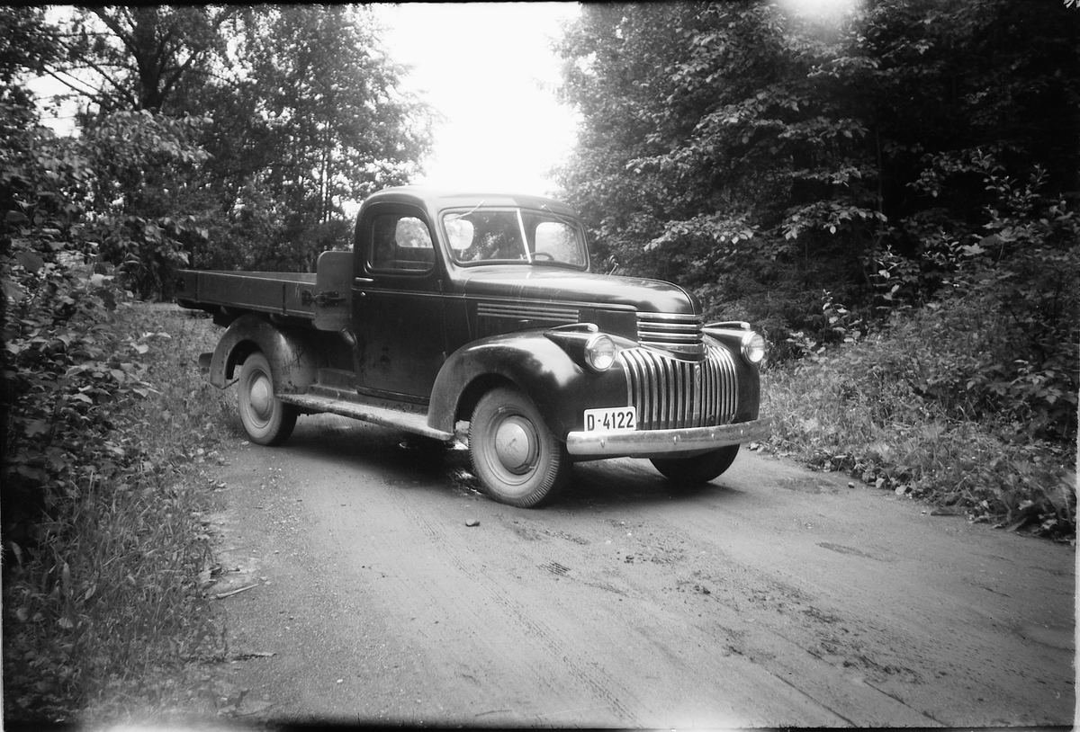 Håkon Prestkværn, CHEVROLET 1946-47 1/2 TONNS PICKUP. REG. NR. D-4122.
