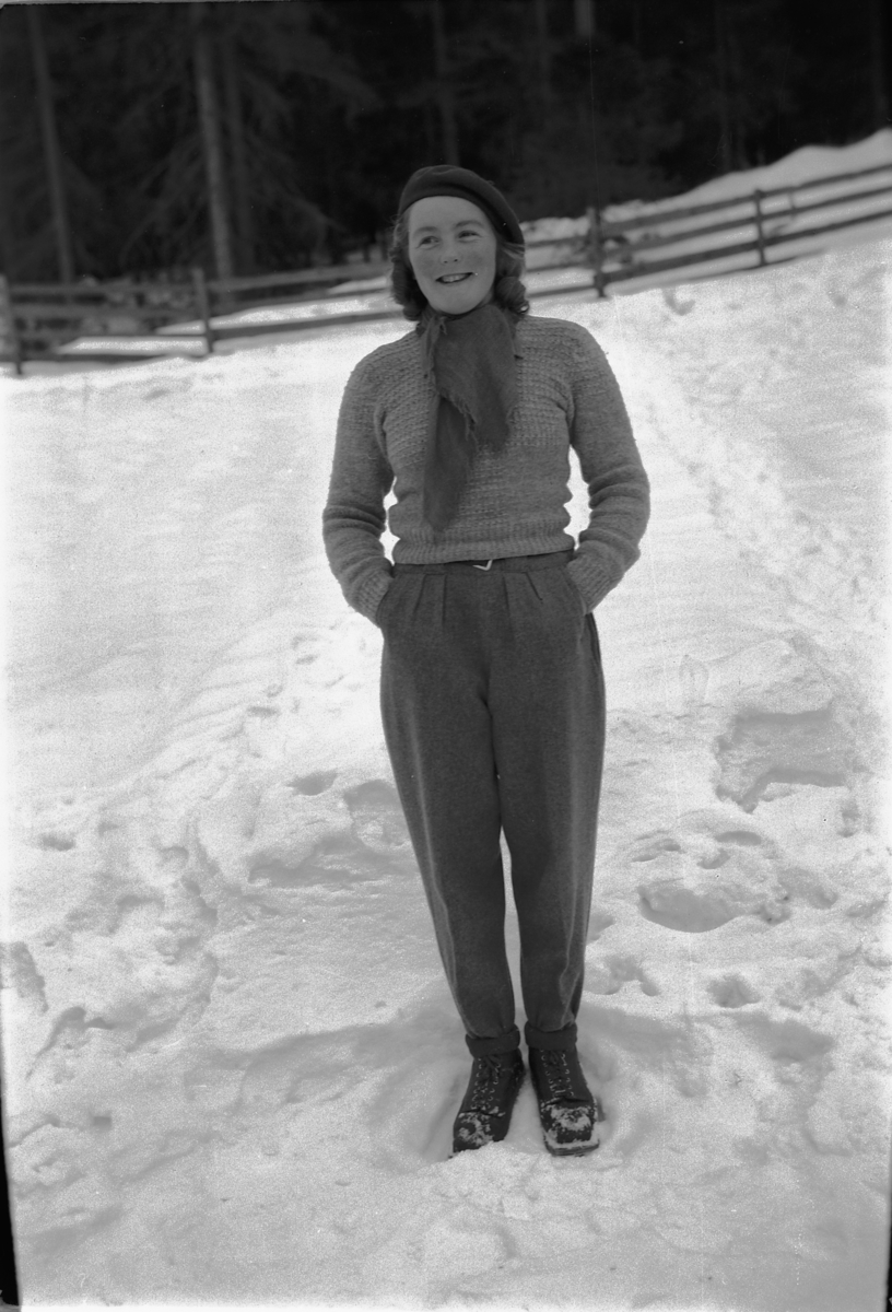 Håkon Prestkværn, BORGHILD LØKKESVEEN.