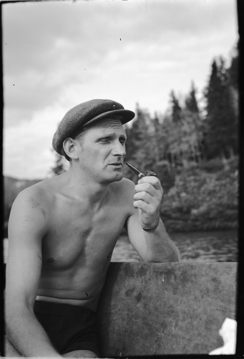 Håkon Prestkværn, Ukjent mann med pipe og sixpence.