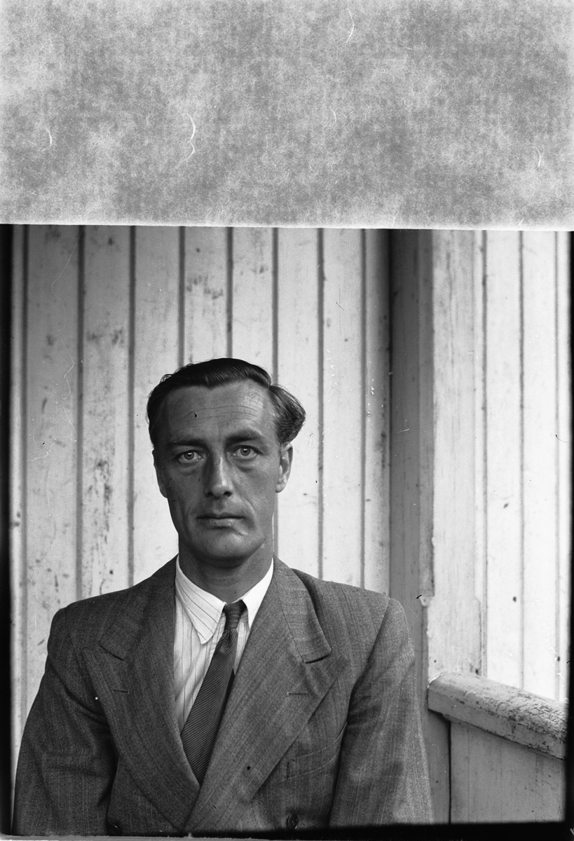 Håkon Prestkværn, Ukjent mann.