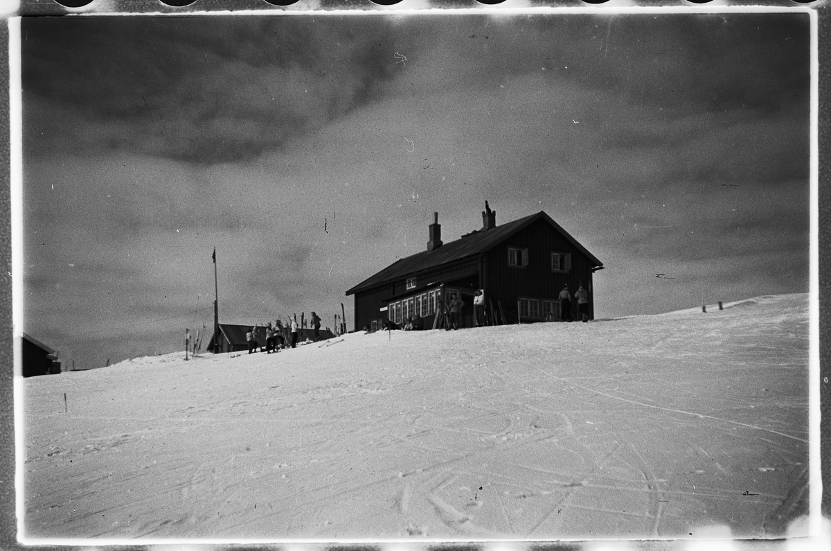Håkon Prestkværn, Ukjent turisthytte på fjellet.