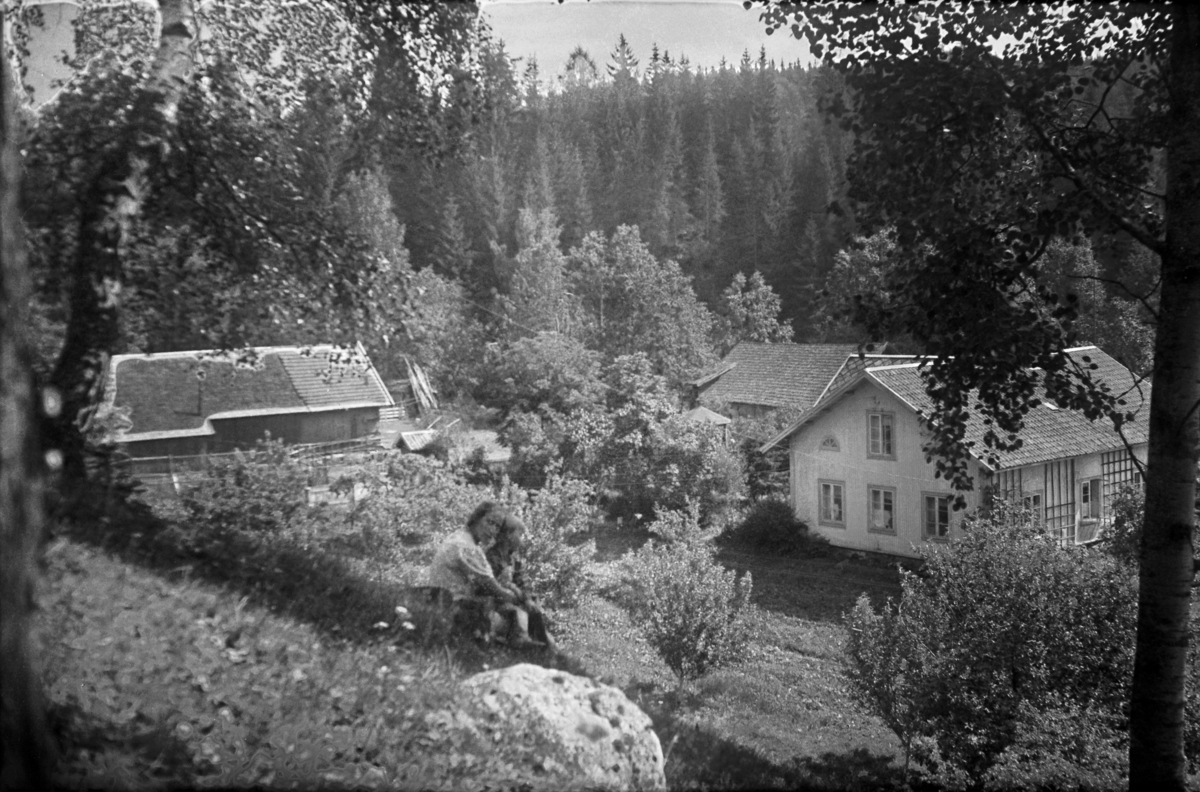 Håkon Prestkværn, Prestkværn, "Lykkja", Moelv.