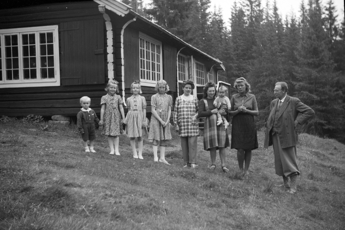 Håkon Prestkværn, Familiegruppe ukjent.