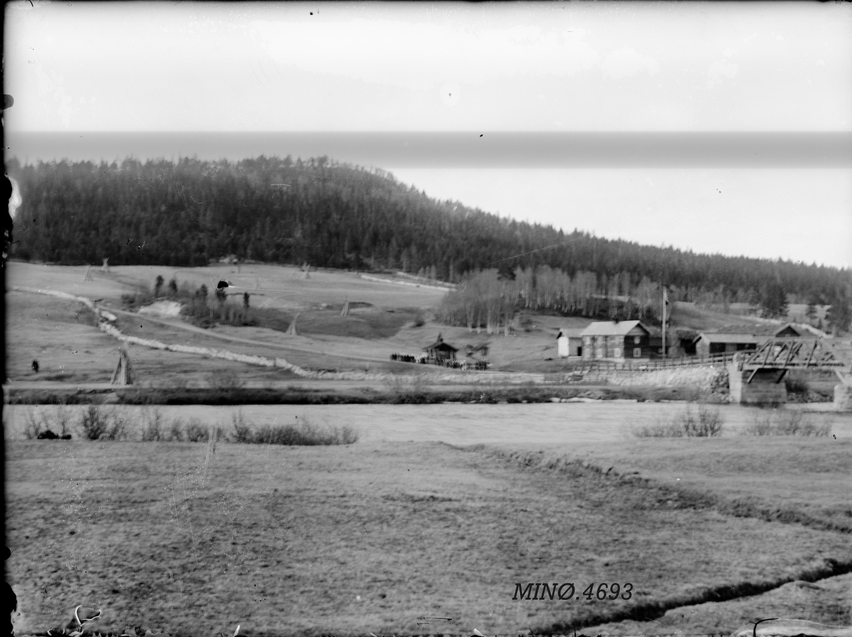 Peder J. Bredalslien, Bru, gårdsbruk