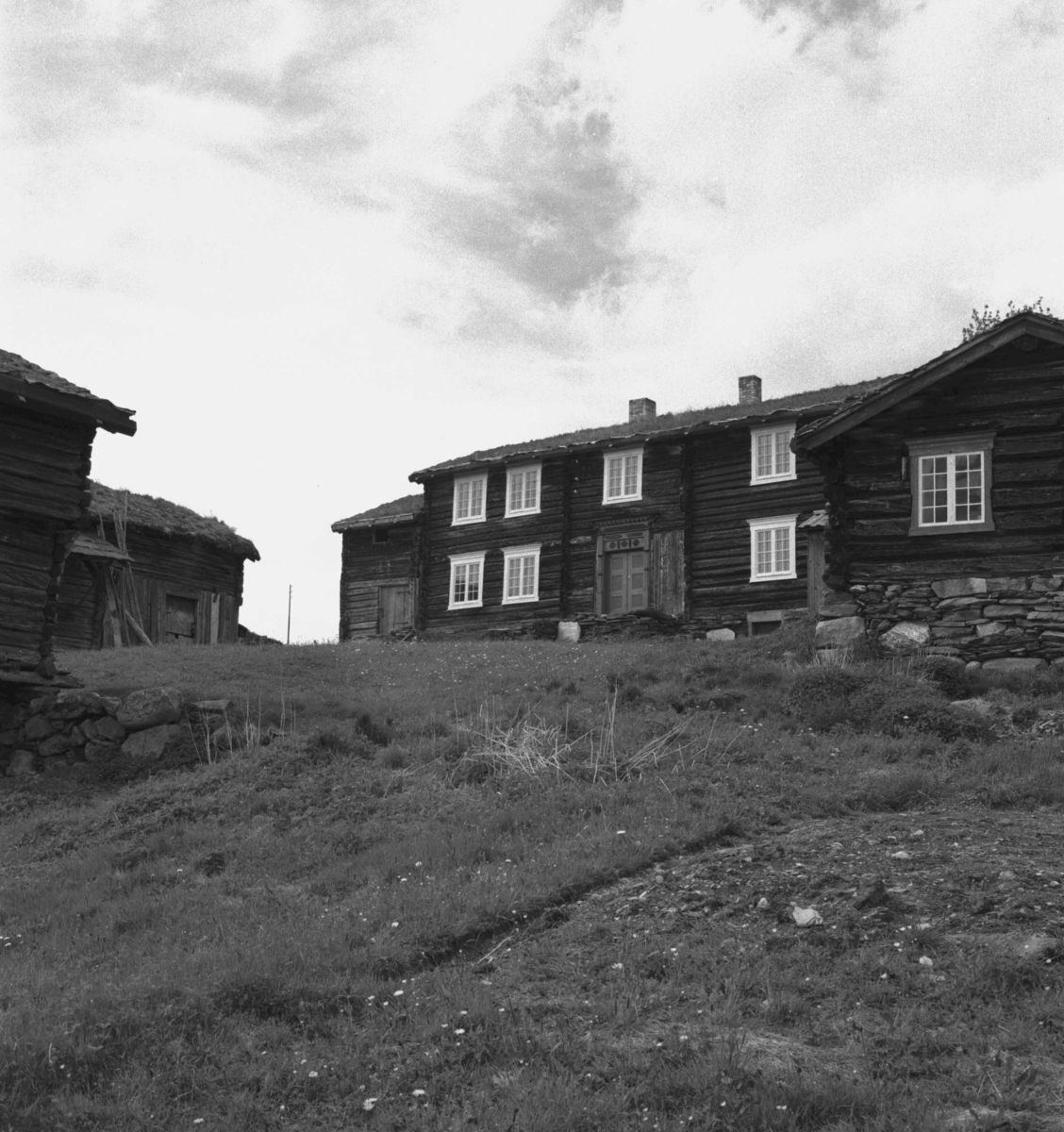 Per Magne Grue, Tolga, Vingelen, Ousta gård