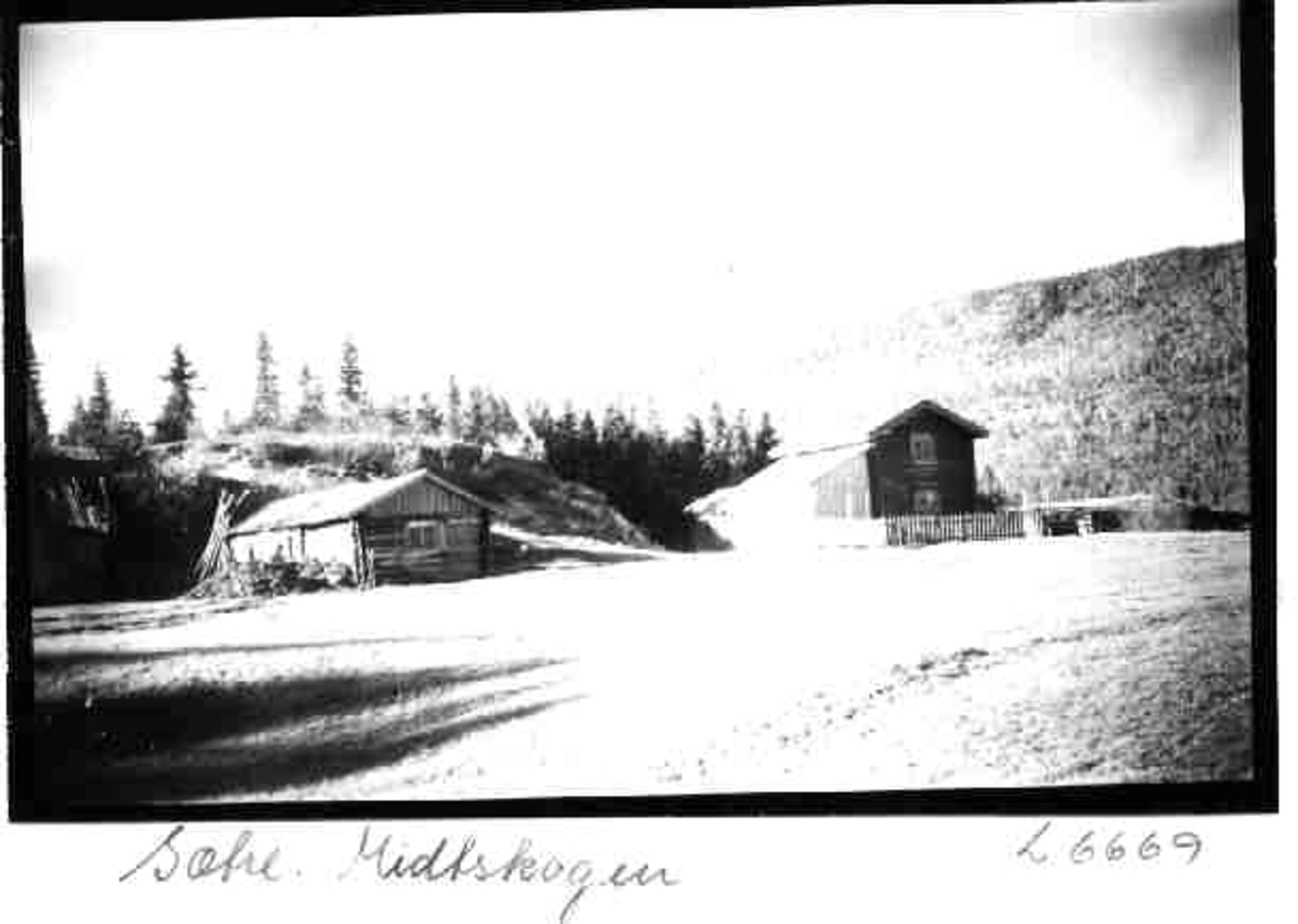 Per K. Lien, Gård, Sætre, Midtskogen, Rendalen, uthus,