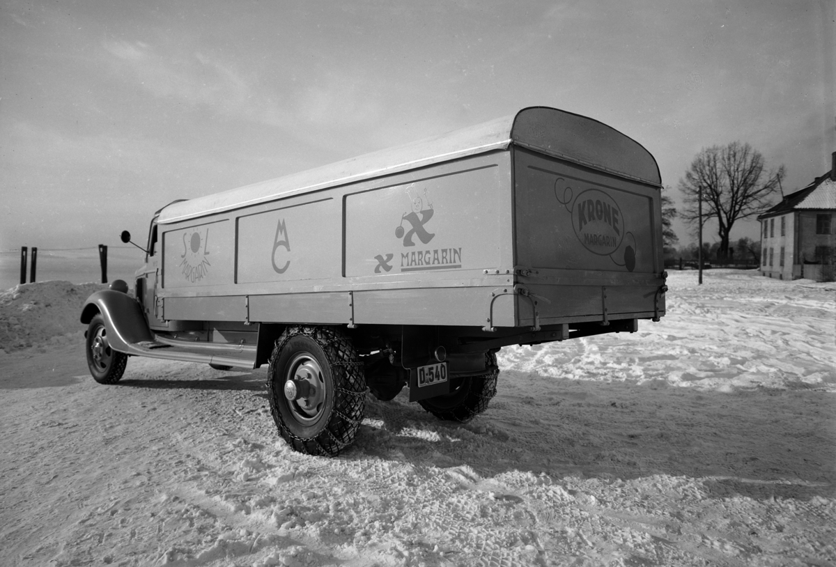 Normann Fotoatelier, Margarinsentralen. Lastebil. Ford. D-540. 1936 modell Ford