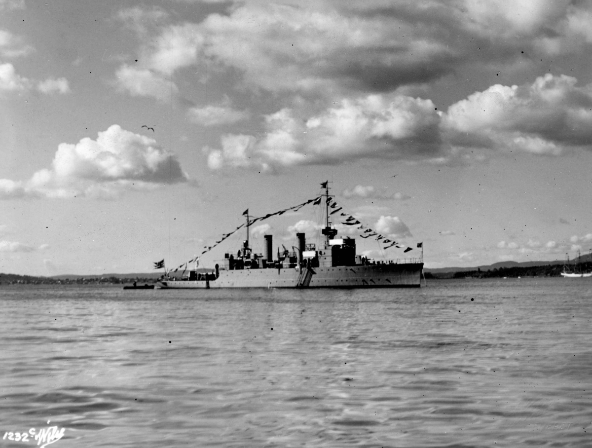 Anders Beer Wilse, Marinen
