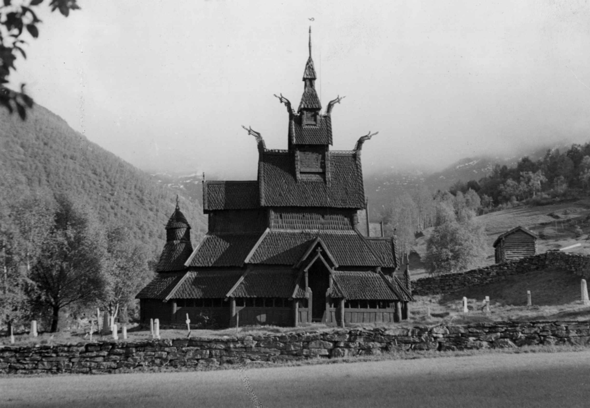 Anders Beer Wilse, Borgund stavkirke