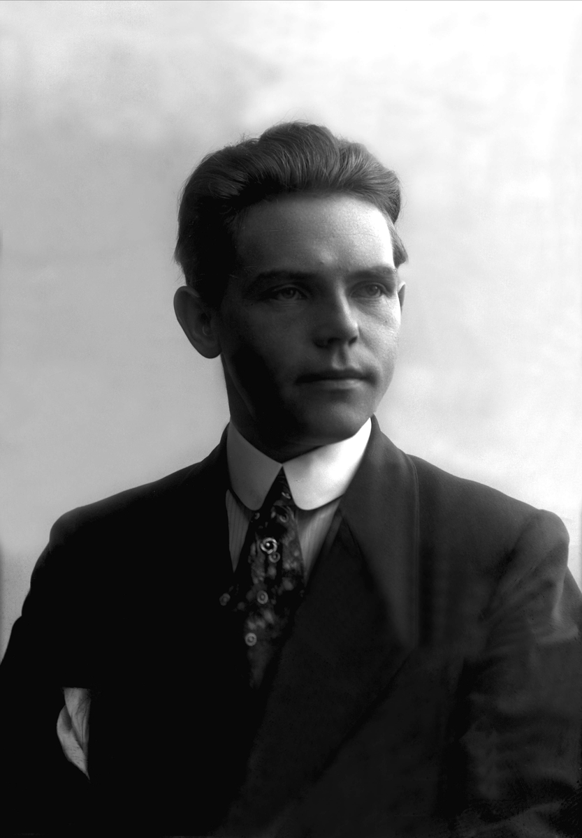 Gustav Borgen, NFB.00955