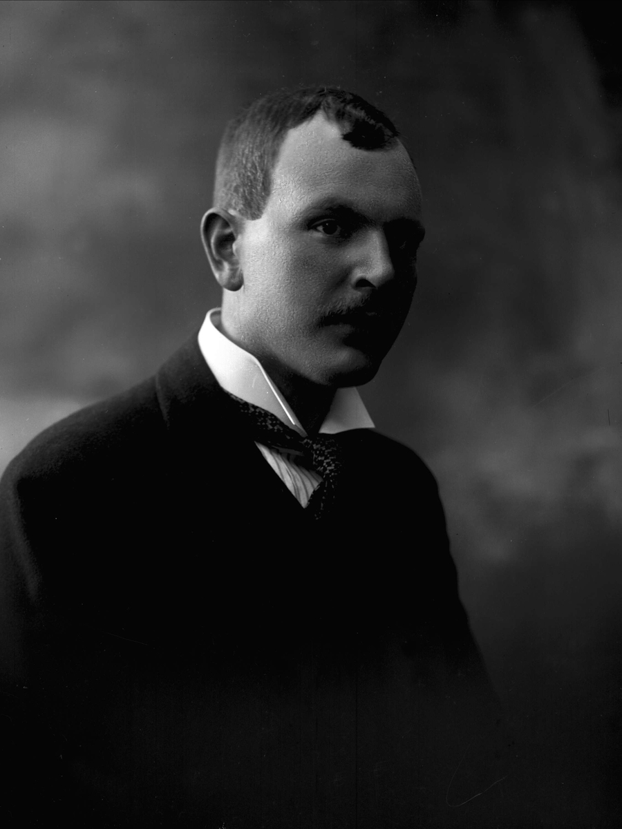 Gustav Borgen, NFB.01157
