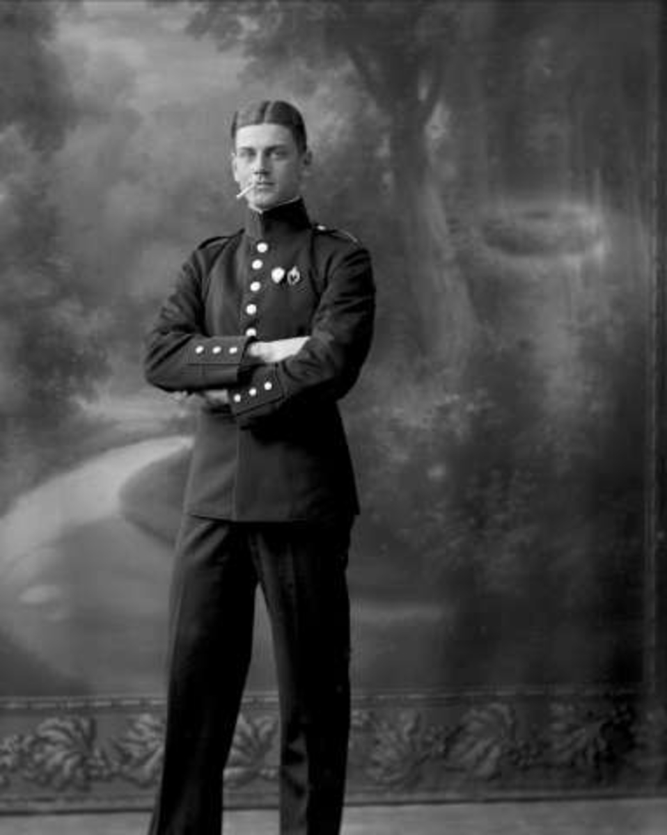 Gustav Borgen, Portrett av Tancred Ibsen som kadett.