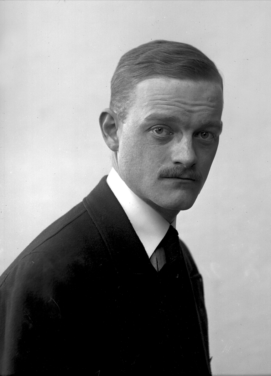 Gustav Borgen, NFB.02033